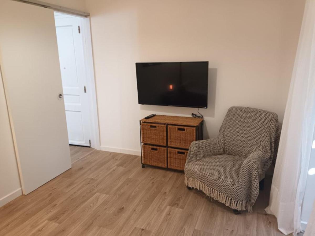 Appartement T2 Renove, Centre-Ville Hendaye, Proche Baie, Sans Ascenseur, Balcon, Calme, Wifi Non Inclus - Fr-1-239-850 Buitenkant foto
